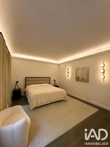Maison à vendre 8 pièces 400 m² Bougival