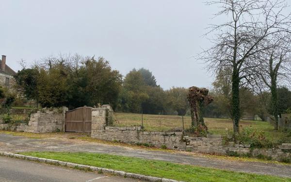 Terrain à vendre    Magnac-Bourg