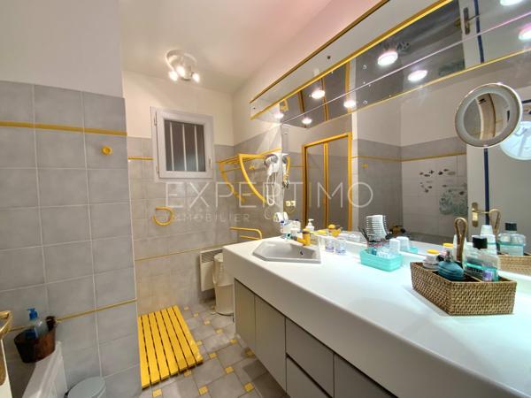 Jard-sur-Mer, Maison T4 de 85 m², 3 chambres dont deux de plain-pied - Terrain clôturé et sans vis-à-vis de 49