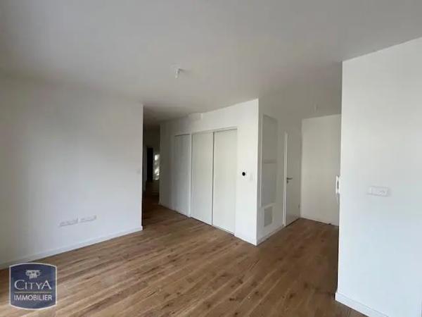 Appartement à louer 3 pièces 69.71m²