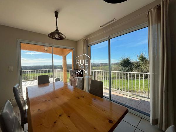 86530 naintre Spacieuse maison sur sous-sol / Possibilité de vivre de plain pied située à Naintré