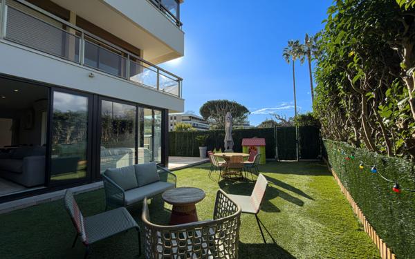 Appartement à vendre    3 pièces • 48,35 m2 Mandelieu-la-Napoule