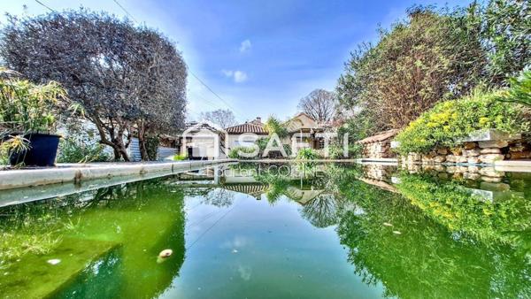 Maison de 105m² avec piscine sur parcelle de 500m² de terrain paysagé, au calme d'une impasse