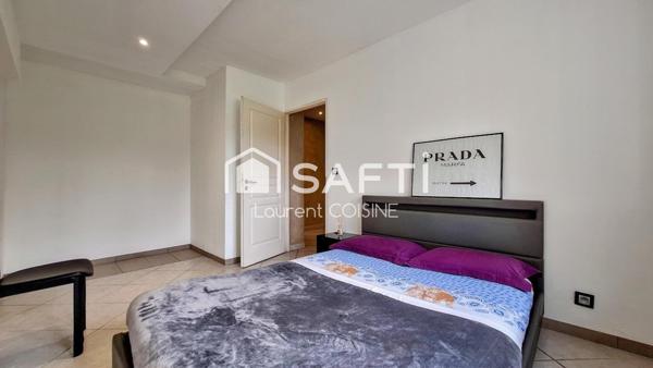 Maison de 105m² avec piscine sur parcelle de 500m² de terrain paysagé, au calme d'une impasse