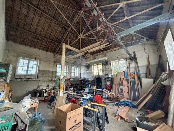 EXCLUSIVITÉ - Maison à vendre 3 pièces avec HANGAR - CARHAIX PLOUGUER (29)