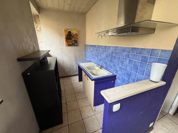 EXCLUSIVITÉ - Maison à vendre 3 pièces avec HANGAR - CARHAIX PLOUGUER (29)