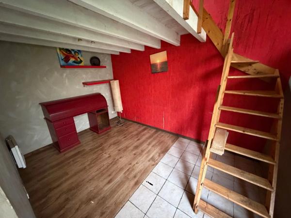 EXCLUSIVITÉ - Maison à vendre 3 pièces avec HANGAR - CARHAIX PLOUGUER (29)