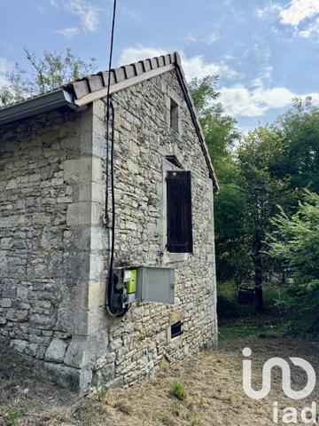 Moulin 5 pièces de 102 m² à Lissac-et-Mouret (46100)