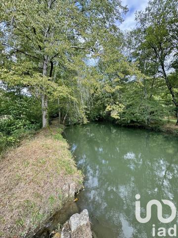 Moulin 5 pièces de 102 m² à Lissac-et-Mouret (46100)