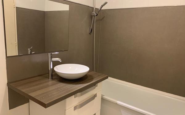 Appartement à louer    1 pièce •  Bures-sur-Yvette