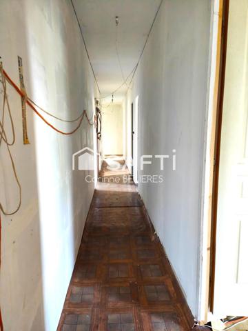 Maison non achevée de 180m²