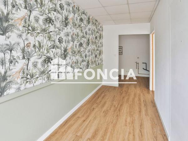 À vendre Local commercial 86 m² - La Roche-sur-yon 85000