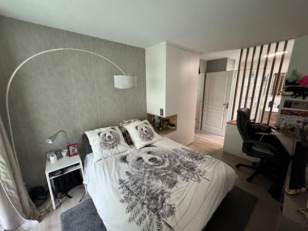33100 BORDEAUX BASTIDE -  Appartement en duplex 6 pièces de 139 m²  + terrasse de 32m²  + 2 places de parkingà vendre