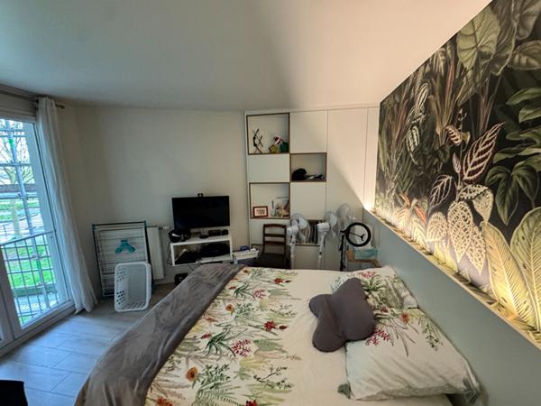33100 BORDEAUX BASTIDE -  Appartement en duplex 6 pièces de 139 m²  + terrasse de 32m²  + 2 places de parkingà vendre