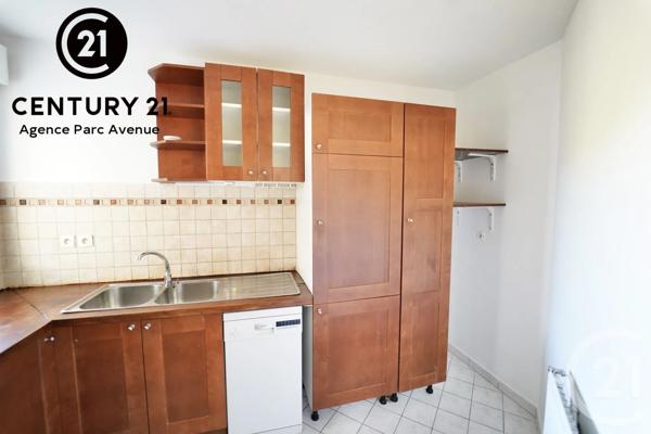 Appartement F3 à vendre  3 pièces - 48,16 m 2   BUSSY ST GEORGES  - 77