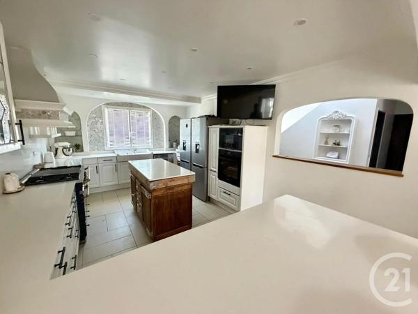 Maison à vendre  8 pièces - 205 m 2   THIEUX  - 77