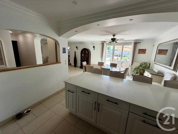 Maison à vendre  8 pièces - 205 m 2   THIEUX  - 77