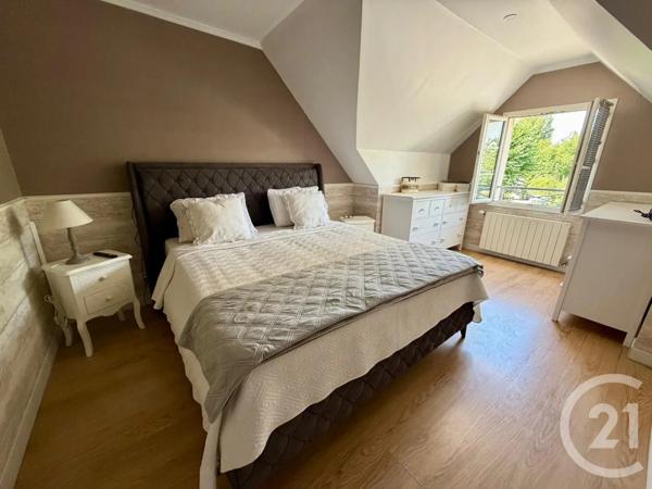 Maison à vendre  8 pièces - 205 m 2   THIEUX  - 77