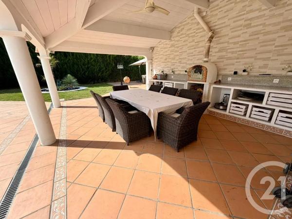Maison à vendre  8 pièces - 205 m 2   THIEUX  - 77