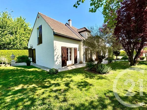 Maison à vendre  8 pièces - 205 m 2   THIEUX  - 77