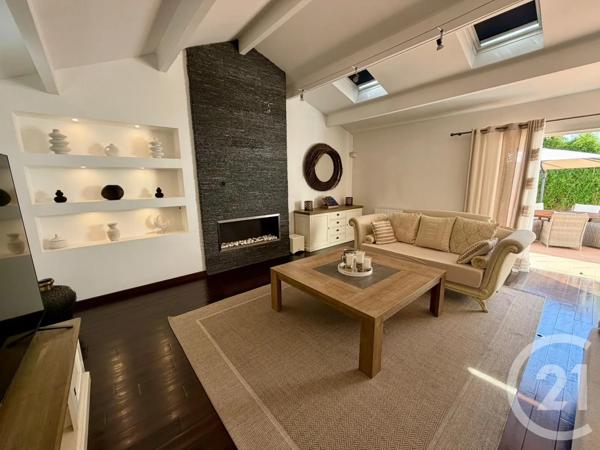 Maison à vendre  8 pièces - 205 m 2   THIEUX  - 77