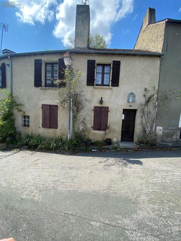 Maison à vendre à Fresnay-sur-Sarthe dans la Sarthe (72130), ref : MA344