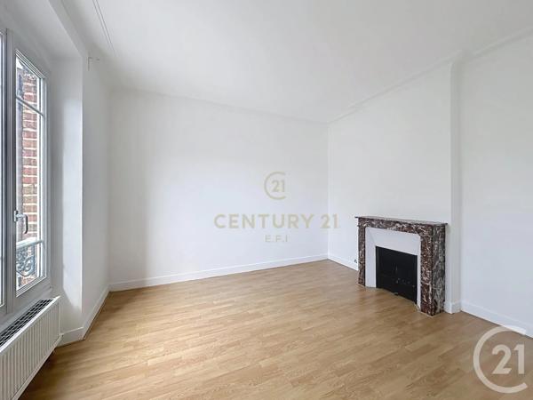 Maison à vendre  7 pièces - 139,97 m 2   NOISIEL  - 77