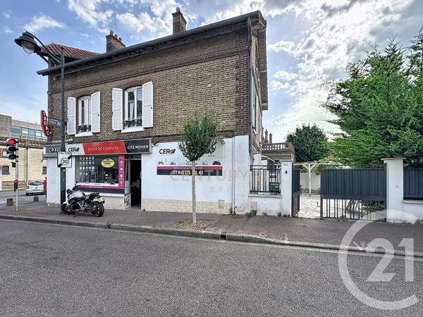 Maison à vendre  7 pièces - 139,97 m 2   NOISIEL  - 77