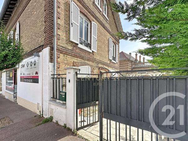 Maison à vendre  7 pièces - 139,97 m 2   NOISIEL  - 77