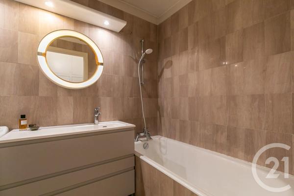 Appartement F2 à vendre  2 pièces - 46,50 m 2   ST MAUR DES FOSSES  - 94