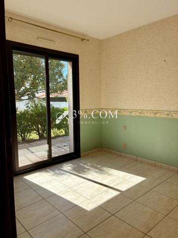 Maison
                                                                                                                                                                                                                                                                                                                        5 pièce(s)                                                                                                                                                                                                          3 chambre(s)                                                                                                                                                                                                          125  m²