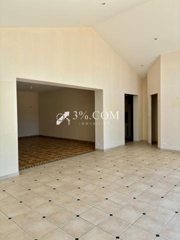 Maison
                                                                                                                                                                                                                                                                                                                        5 pièce(s)                                                                                                                                                                                                          3 chambre(s)                                                                                                                                                                                                          125  m²