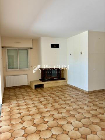 Maison
                                                                                                                                                                                                                                                                                                                        5 pièce(s)                                                                                                                                                                                                          3 chambre(s)                                                                                                                                                                                                          125  m²