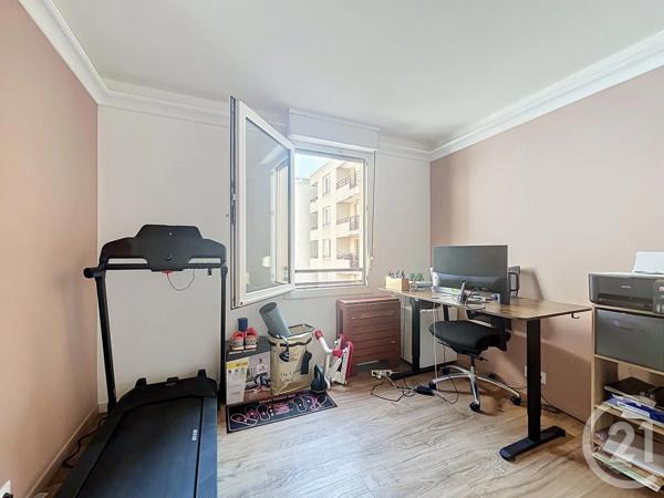 Appartement F4 à vendre  4 pièces - 87,24 m 2   RUEIL MALMAISON  - 92