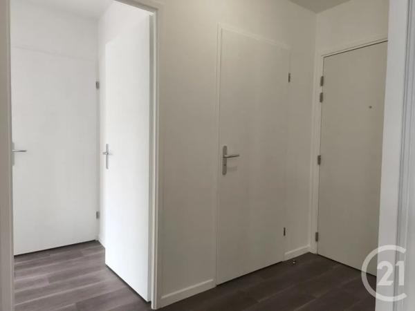 Appartement F3 à vendre  3 pièces - 53,62 m 2   MEAUX  - 77