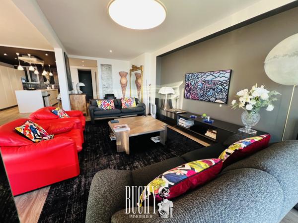 Appartement 4 pièce(s) 3 chambre(s) 140.03 m²