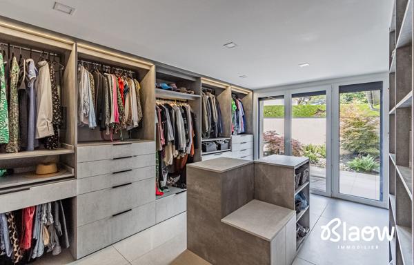 Maison 190 m² à vendre à Chuzelles