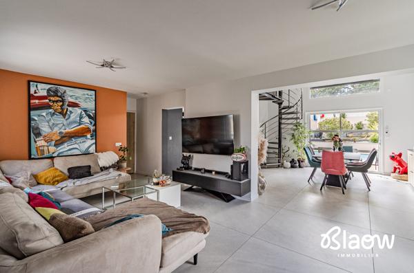 Maison 190 m² à vendre à Chuzelles