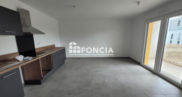 Location Appartement 3 pièces 58.44 m² - ÉPron 14610
