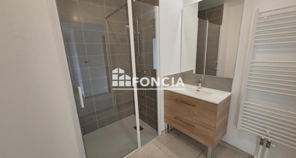 Location Appartement 3 pièces 58.44 m² - ÉPron 14610