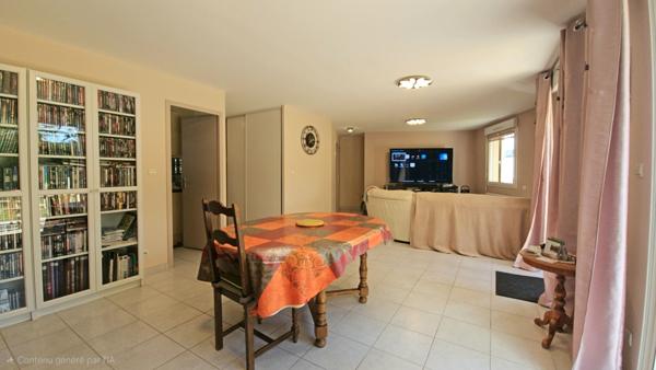 Maison de plain-pied à vendre à Donges - 4 pièces, 3 chambres, jardin spacieux aux porte de SAINT-NAZAIRE , accés rapide à l'axe Nantes - La Baule - Montoir de Bretagne