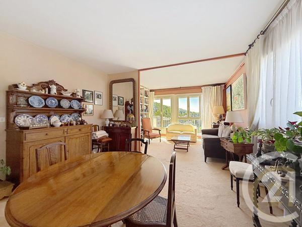 Appartement F5 à vendre  5 pièces - 92,54 m 2   DEVILLE LES ROUEN  - 76