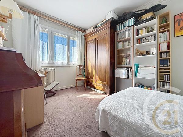 Appartement F5 à vendre  5 pièces - 92,54 m 2   DEVILLE LES ROUEN  - 76