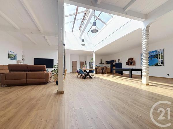 Appartement Loft à vendre  4 pièces - 210 m 2   FECAMP  - 76