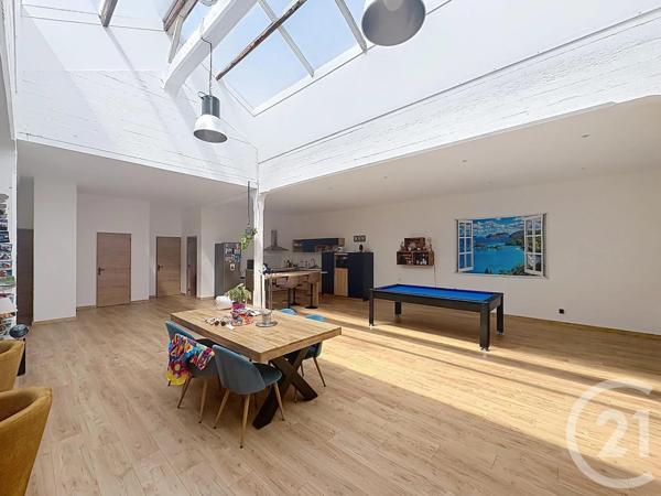 Appartement Loft à vendre  4 pièces - 210 m 2   FECAMP  - 76