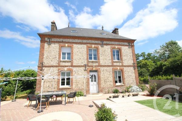 Appartement Loft à vendre  4 pièces - 210 m 2   FECAMP  - 76