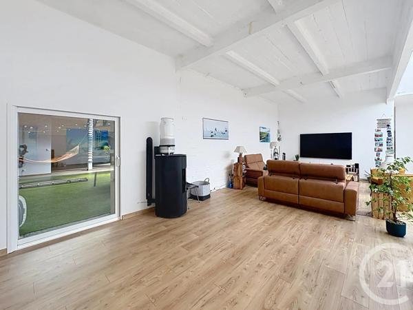 Appartement Loft à vendre  4 pièces - 210 m 2   FECAMP  - 76