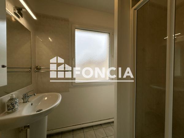 Location Appartement 3 pièces 57.56 m² - 4 RUE FLEURIOT Lisieux 14100
