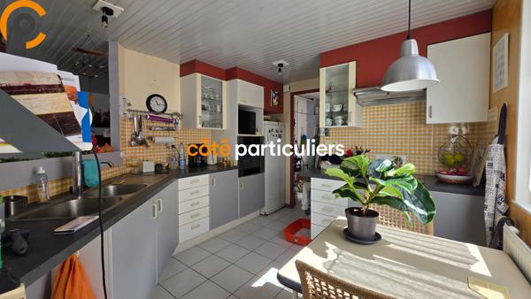 Vente Maison147 m² - 7 Pièces - VILLENEUVE D ASCQ (59650)