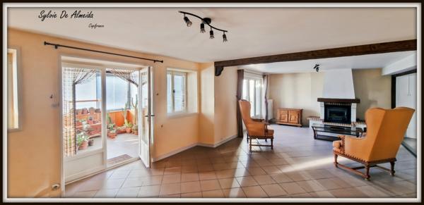 Maison à vendre 167m², 7 pièces FEILLENS (01) terrain 1350m², 5 chambres, garage, hors lotissement